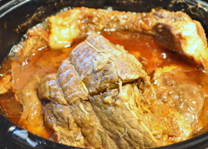 cooked beef roast in crock pot