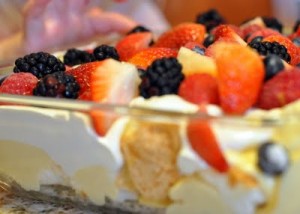 easy berry trifle