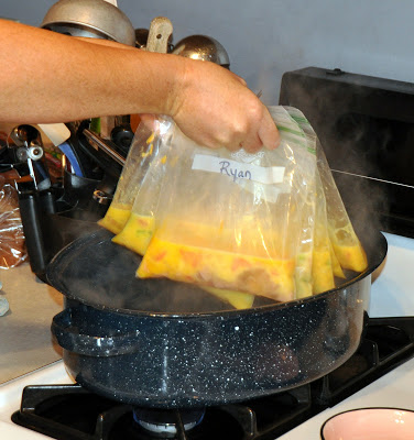 No Mess Camping Omelettes in a Bag-image
