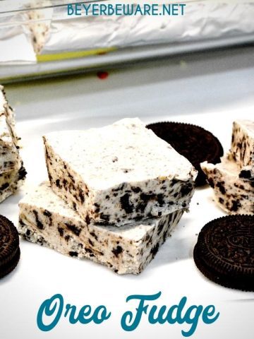 Oreo fudge made with crushed Oreo cookies, marshmallow cream, white chocolate chip and sweetened condensed milk for a cookies and cream fudge.