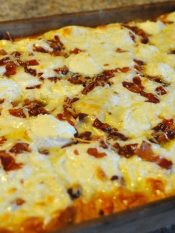 Homemade Cheese and Bacon Pizza