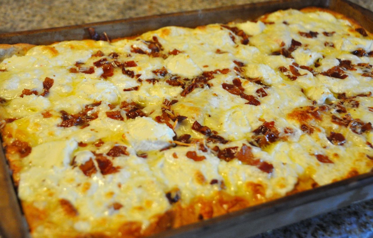 Homemade Cheese and Bacon Pizza