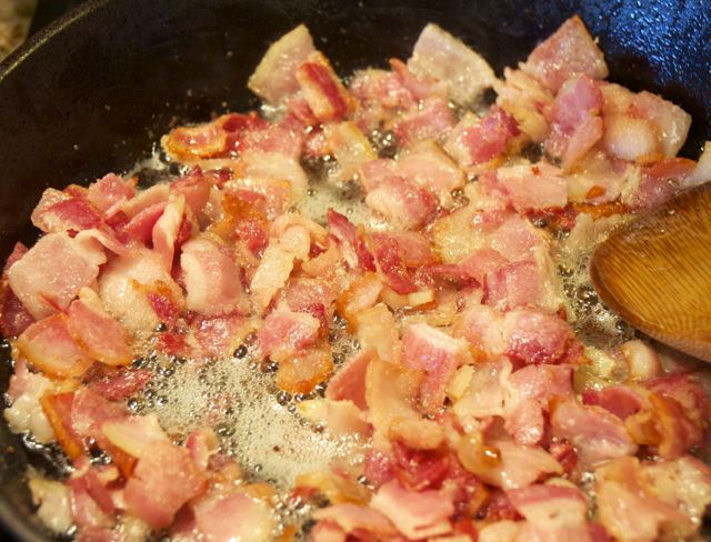Bacon frying for chicken bacon ranch pizza casserole