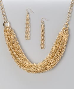 chunky gold necklace