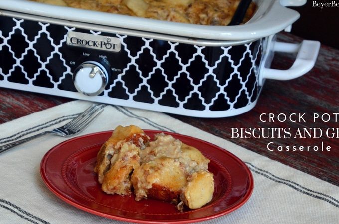 Want to feed a crowd biscuits and gravy easily? Look no further than this crock pot biscuits and gravy casserole recipe that can be kept warm all morning.