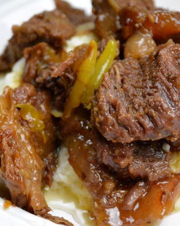 This Instant Pot butter beef recipe is full of flavor, tender to eat and perfect as a sandwich or over mashed potatoes. For those of you trying to eat keto or low-carb this is also a perfect recipe for your diet plan. #Keto #InstantPot #Butter