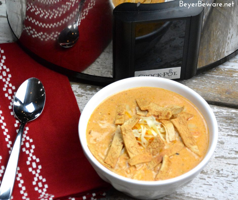 Crock Pot Low-Carb Tortilla Soup Recipe is the best keto soup recipe. I am obsessed with chicken tortilla soup from Max and Erma's. This crock pot low-carb chicken tortilla soup recipe is creamy and hearty and will not leave you craving. #Keto #LowCarb