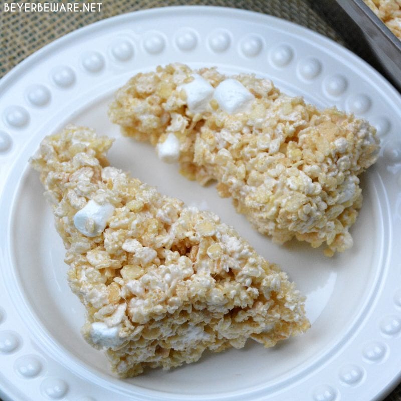 Marshmallow creme rice crispy treats are the no-bake, gluten free dessert every child loves and is so easy to make with marshmallow fluff, butter, marshmallows and Rice Krispies.