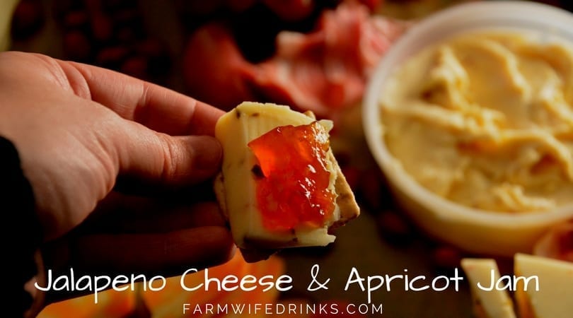 Jalapeno Cheese and Apricot Jelly Crackers