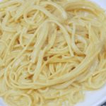 Cheesy Instant Pot Pasta is a creamy spaghetti noodle side dish that goes perfect with grilled chicken or meatballs. #Instantpot #Pasta #Spaghetti