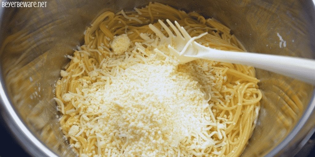 Cheesy Instant Pot Pasta is a creamy spaghetti noodle side dish that goes perfect with grilled chicken or meatballs. #Instantpot #Pasta #Spaghetti