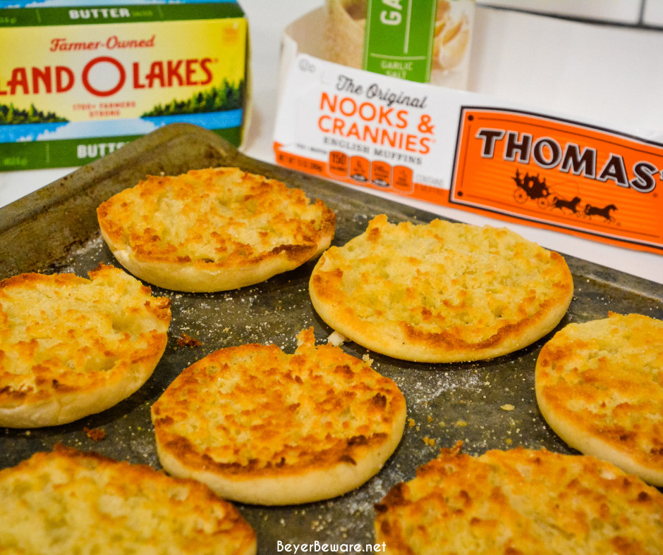 English muffin garlic toast is a crusty, buttery 3-ingredient easy homemade garlic bread that will shock people by how surprisingly good it is.