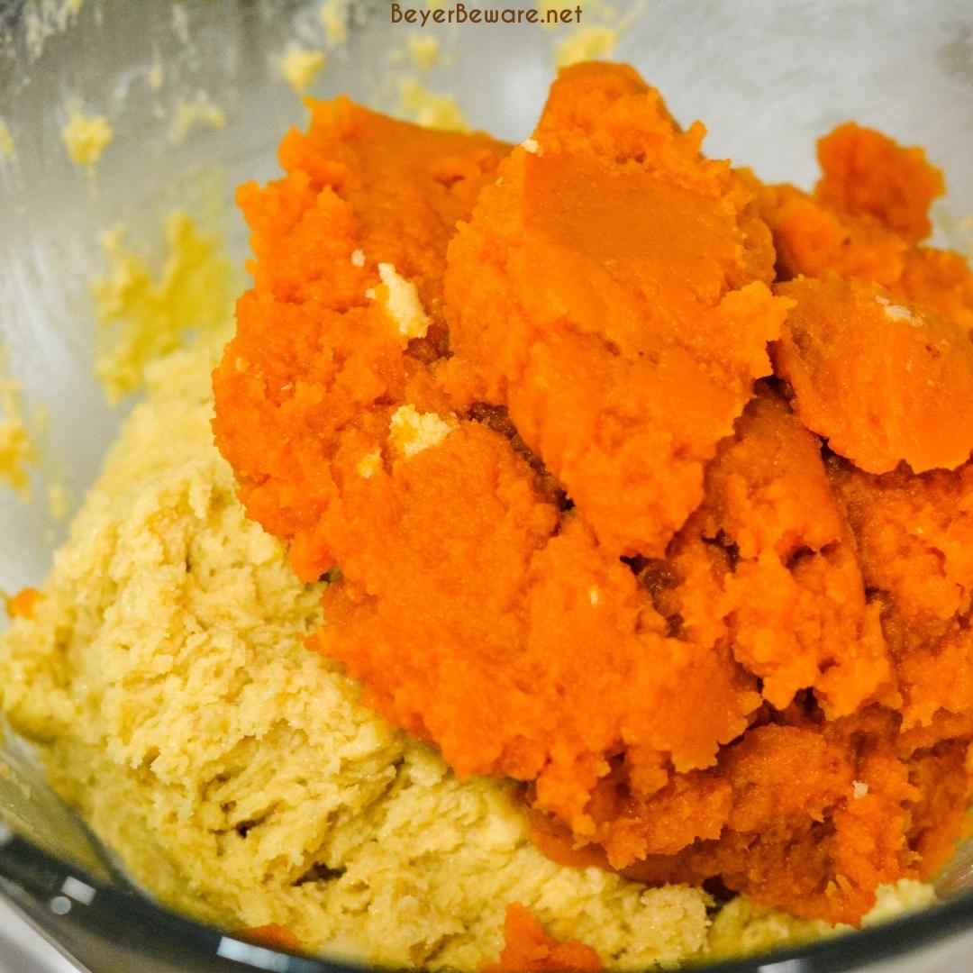 Combine the pumpkin and vanilla into the eggs and butter.