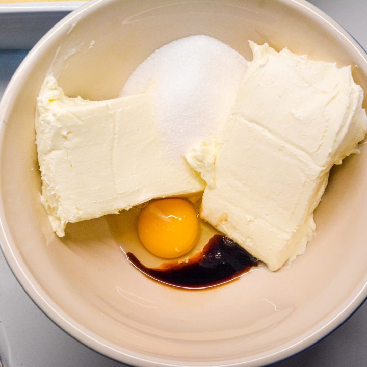 Mix the cream cheese with the white sugar, vanilla, and egg.