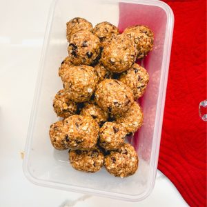 Chill and Store: Place the energy balls on a baking sheet lined with parchment paper and refrigerate them for at least 30 minutes. Chilling helps the balls firm up, making them easier to handle. Once set, transfer them to an airtight container and store them in the fridge for up to two weeks.