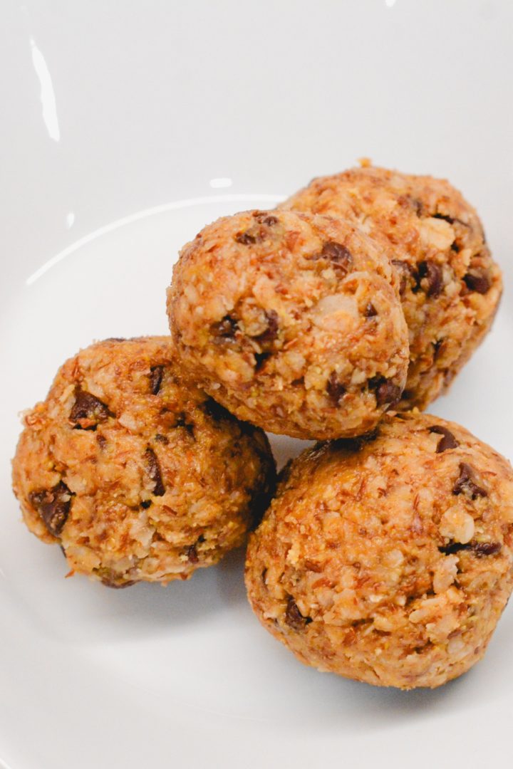 No-bake energy bites are the perfect snack – packed with wholesome ingredients of peanut butter, oats, and flaxseed and easy to make.