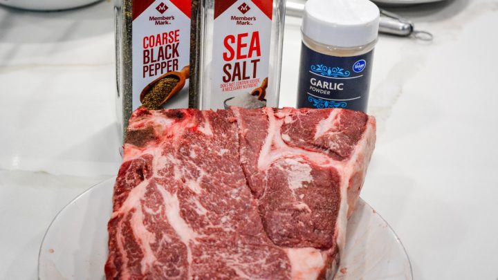 the ingredients for this smoked chuck roast are simple: Beef chuck roast, salt, pepper, and garlic powder