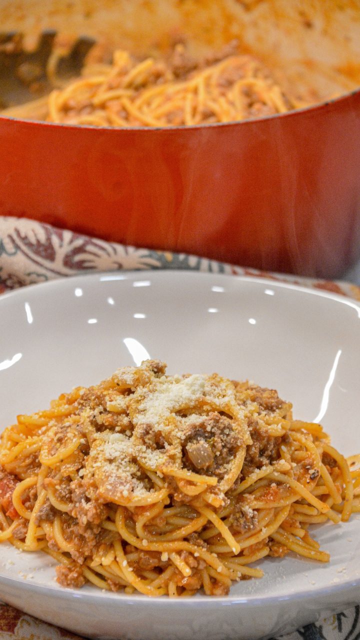 This simple yet tasty spaghetti recipe uses both spaghetti sauce and alfredo sauce while cooking the pasta in the sauce requiring just about 15 minutes from start to finish to make this TikTok Spaghetti.