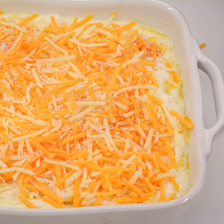 Sprinkle shredded cheese paprika over the mashed potatoes and then bake in the oven for 30 minutes 350 degrees Fahrenheit.