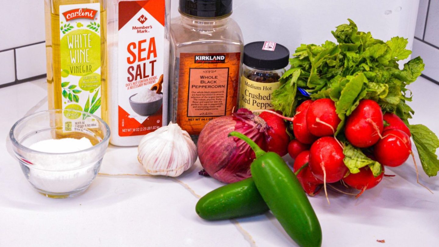 Quick Spicy Pickled Radishes in the Refrigerator - Beyer Eats and Drinks