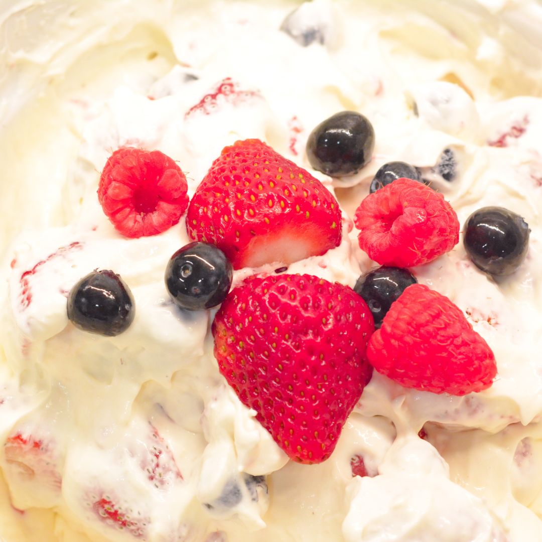 Refrigerate the cheesecake salad for at least 1 hour to let the flavors develop. When ready to serve, garnish with crushed graham crackers or mini marshmallows for added texture and sweetness.